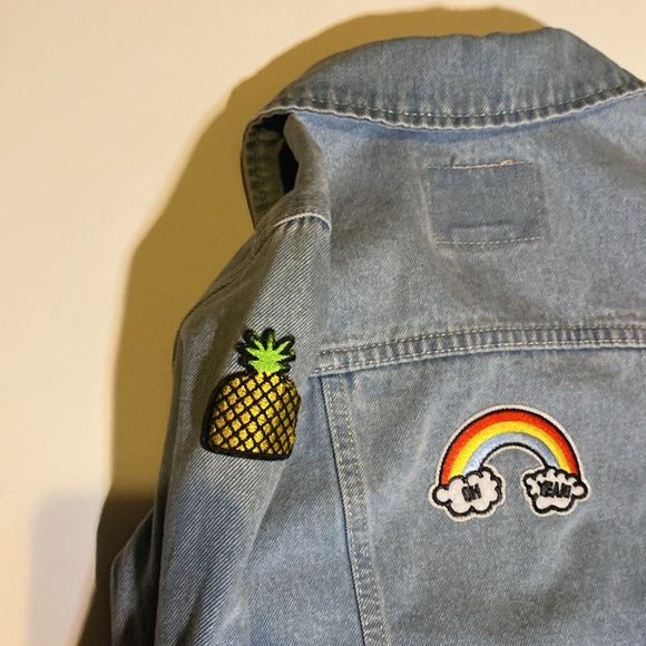 Girl’s Levi’s denim jacket. Size Small‎ - Picture 5 of 5